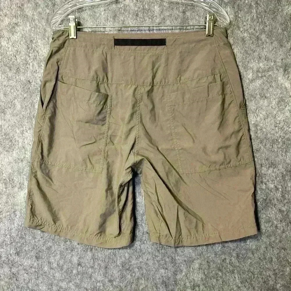 Mountain Hardwear Mens Outdoor Shorts Hiking/Camping - Medium